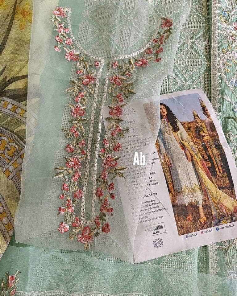 img_mushq_lawn_23_awwal_boutique