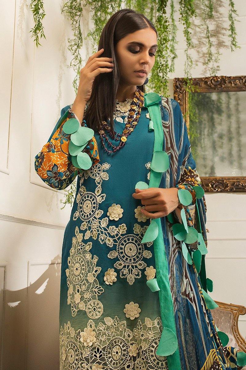 img_hemline_by_mushq_lawn_2020_awwal_boutique