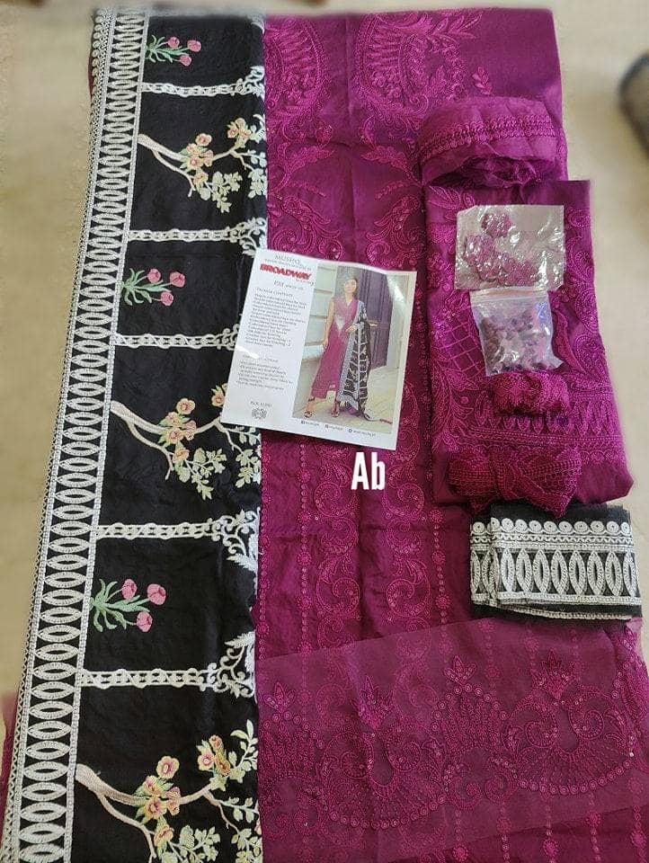 img_mushq_broadway_awwal_boutique