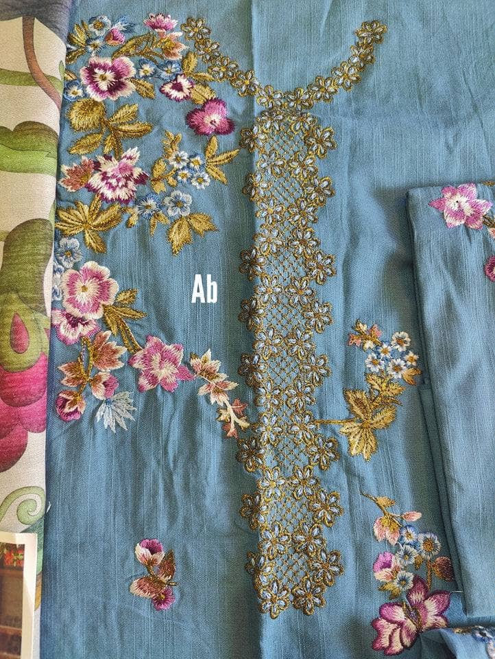 img_mushq_broadway_awwal_boutique