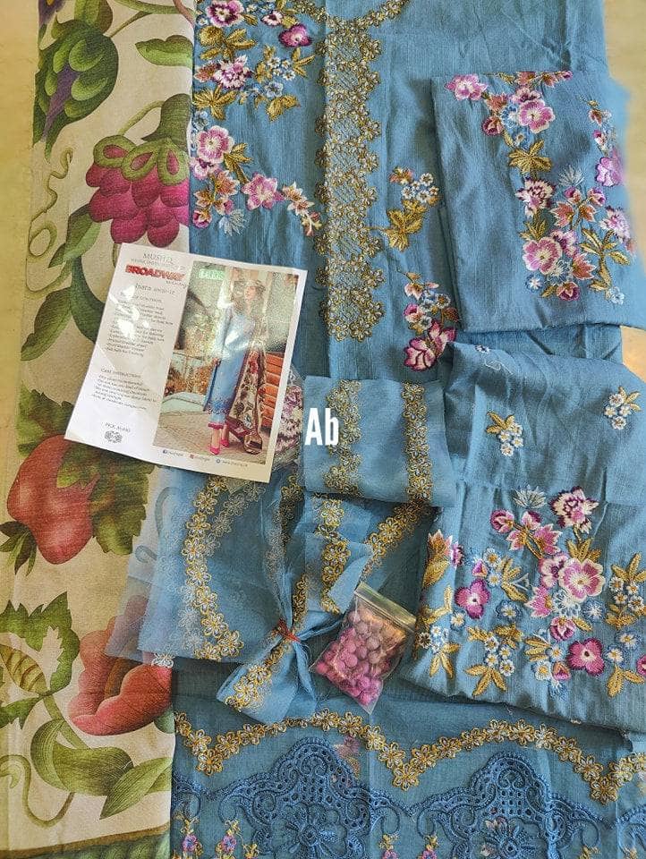 img_mushq_broadway_awwal_boutique