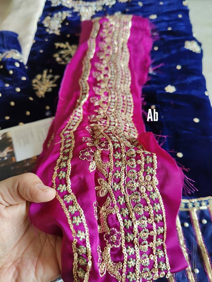 img_mushq_velvet_awwal_boutique