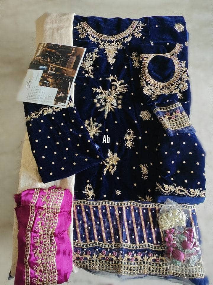 img_mushq_velvet_awwal_boutique