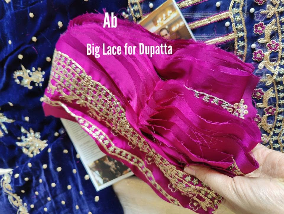 img_mushq_velvet_awwal_boutique