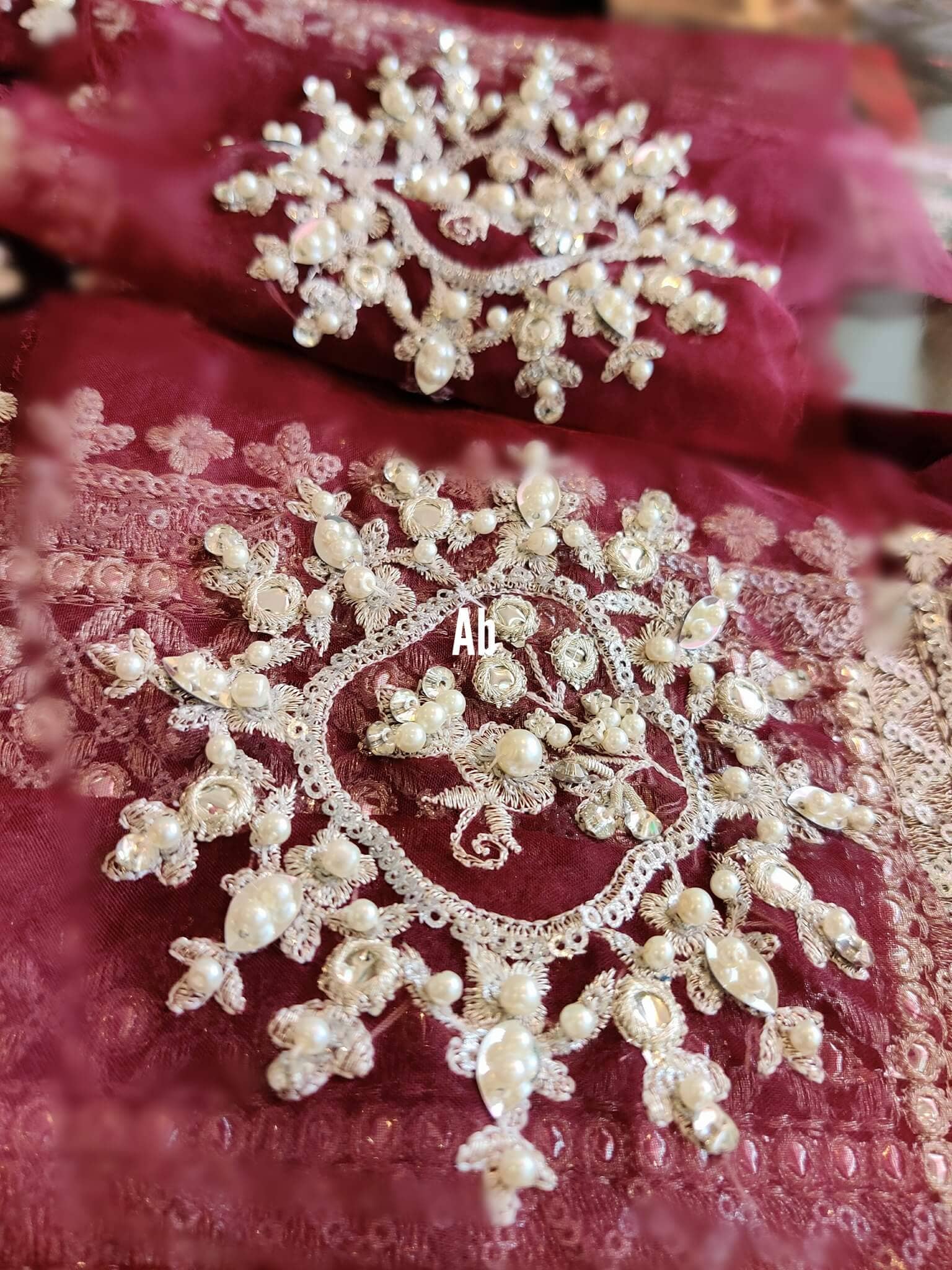 img_mushq_tehzeeb_velvet_edition_awwal_boutique