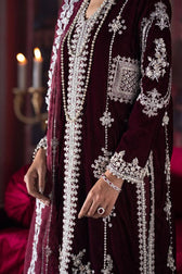 img_mushq_tehzeeb_velvet_edition_awwal_boutique