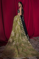 img_mushq_tehzeeb_velvet_edition_awwal_boutique