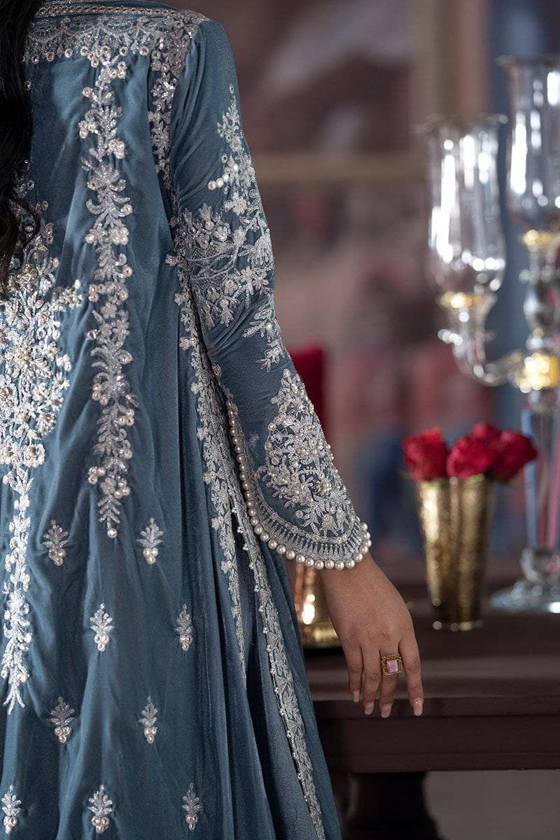 img_mushq_tehzeeb_velvet_edition_awwal_boutique