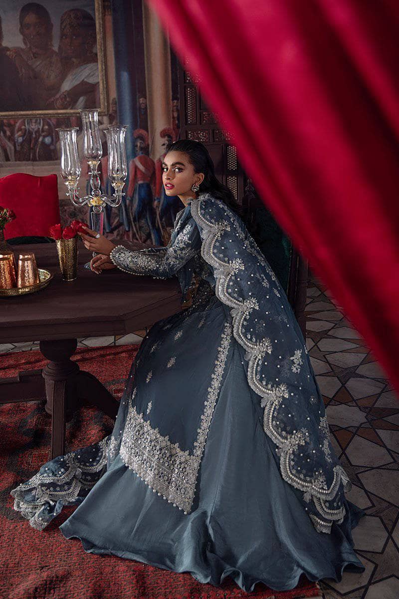 img_mushq_tehzeeb_velvet_edition_awwal_boutique