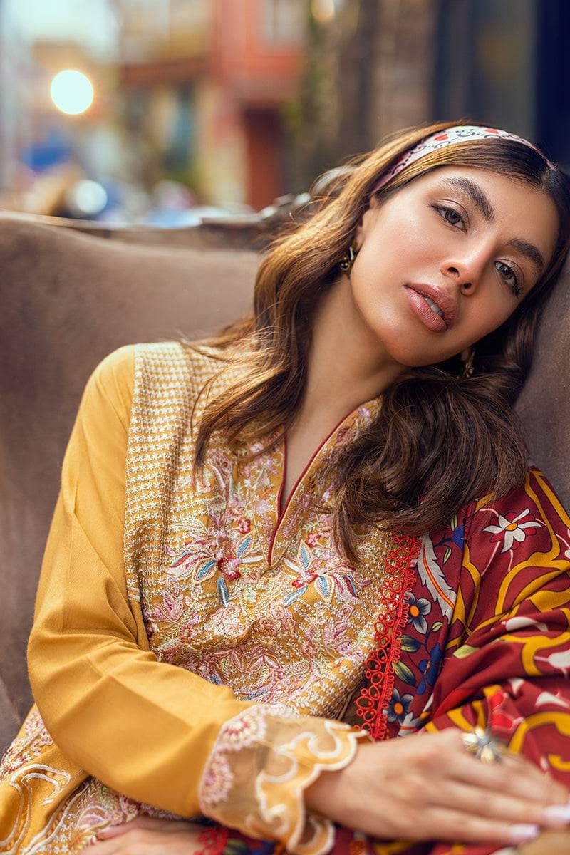 img_mushq_broadway_khaddar_awwal_boutique