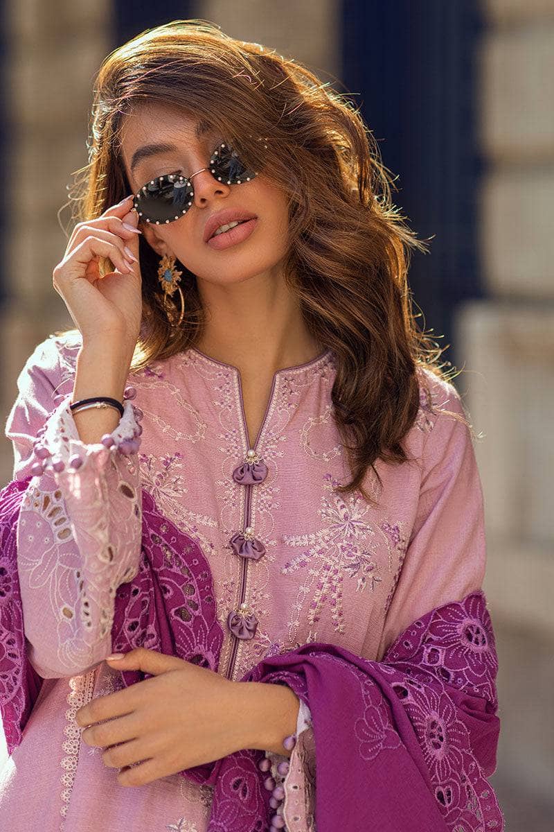 Img_mushq_broadway_awwal_boutique