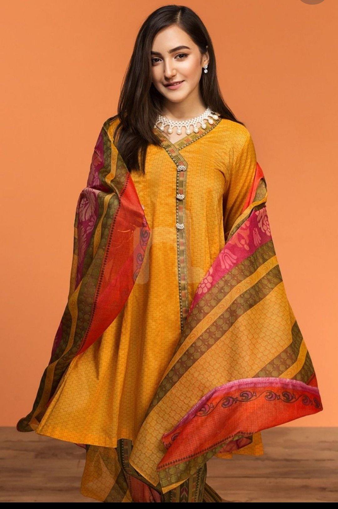 img_nishat_lawn_collection_2020_awwal_boutique