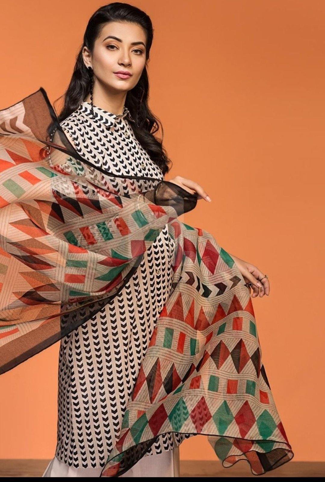 img_nishat_lawn_collection_2020_awwal_boutique