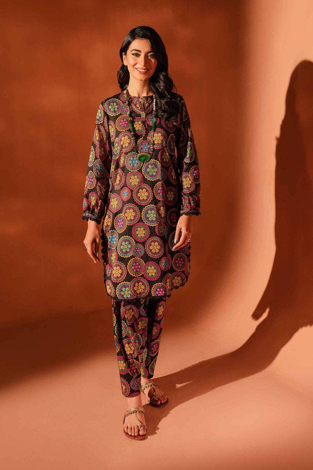 img_nishat_lawn_23_nisha_awwal_boutique