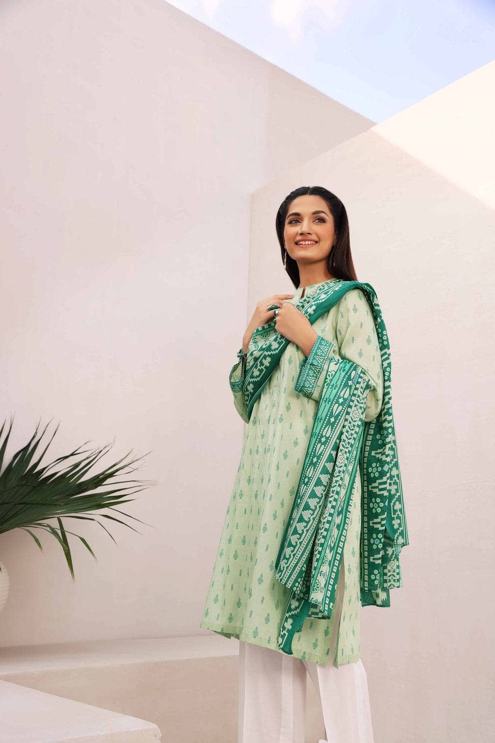 img_nishat_lawn_23_nisha_awwal_boutique