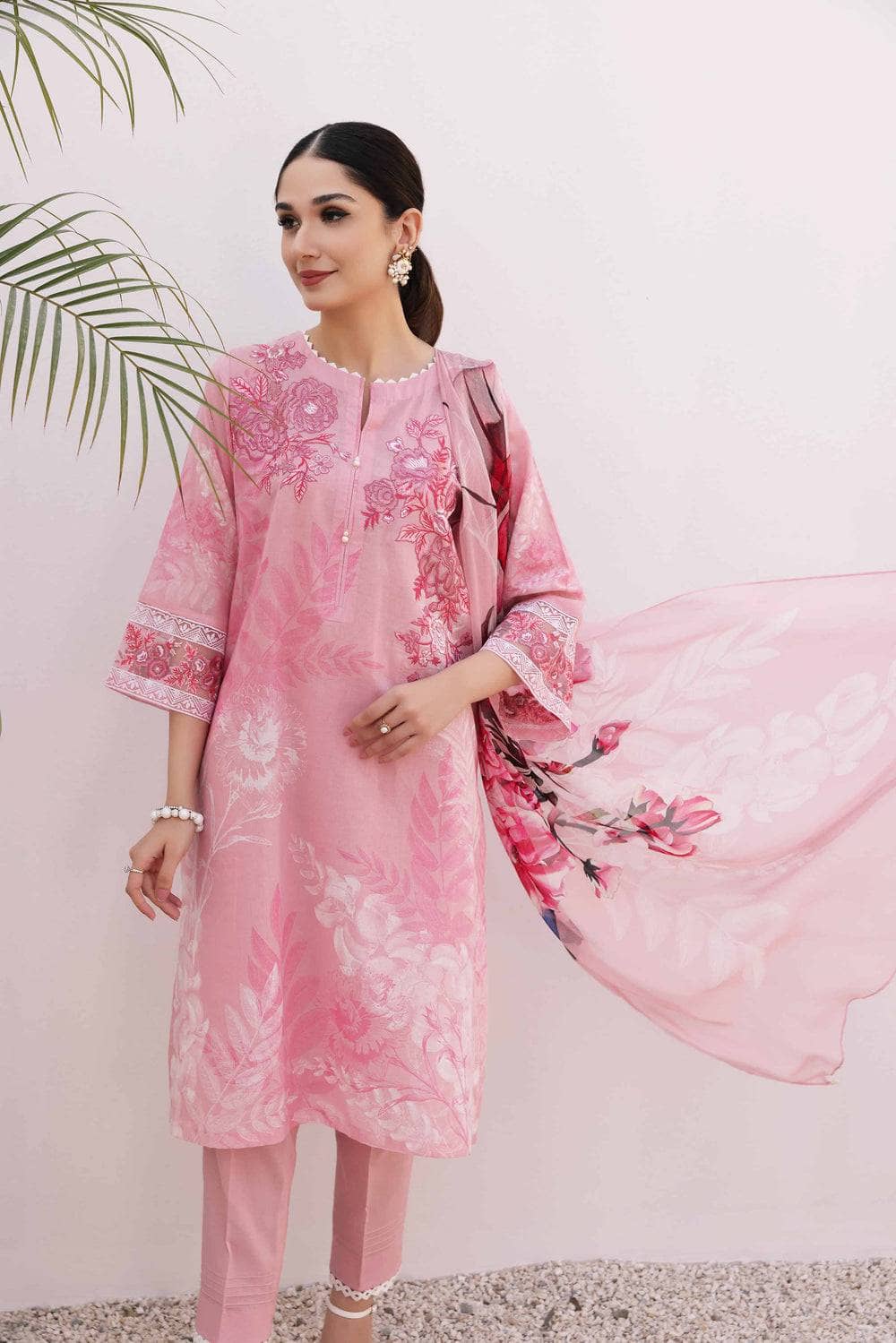 img_nishat_lawn_23_nisha_awwal_boutique