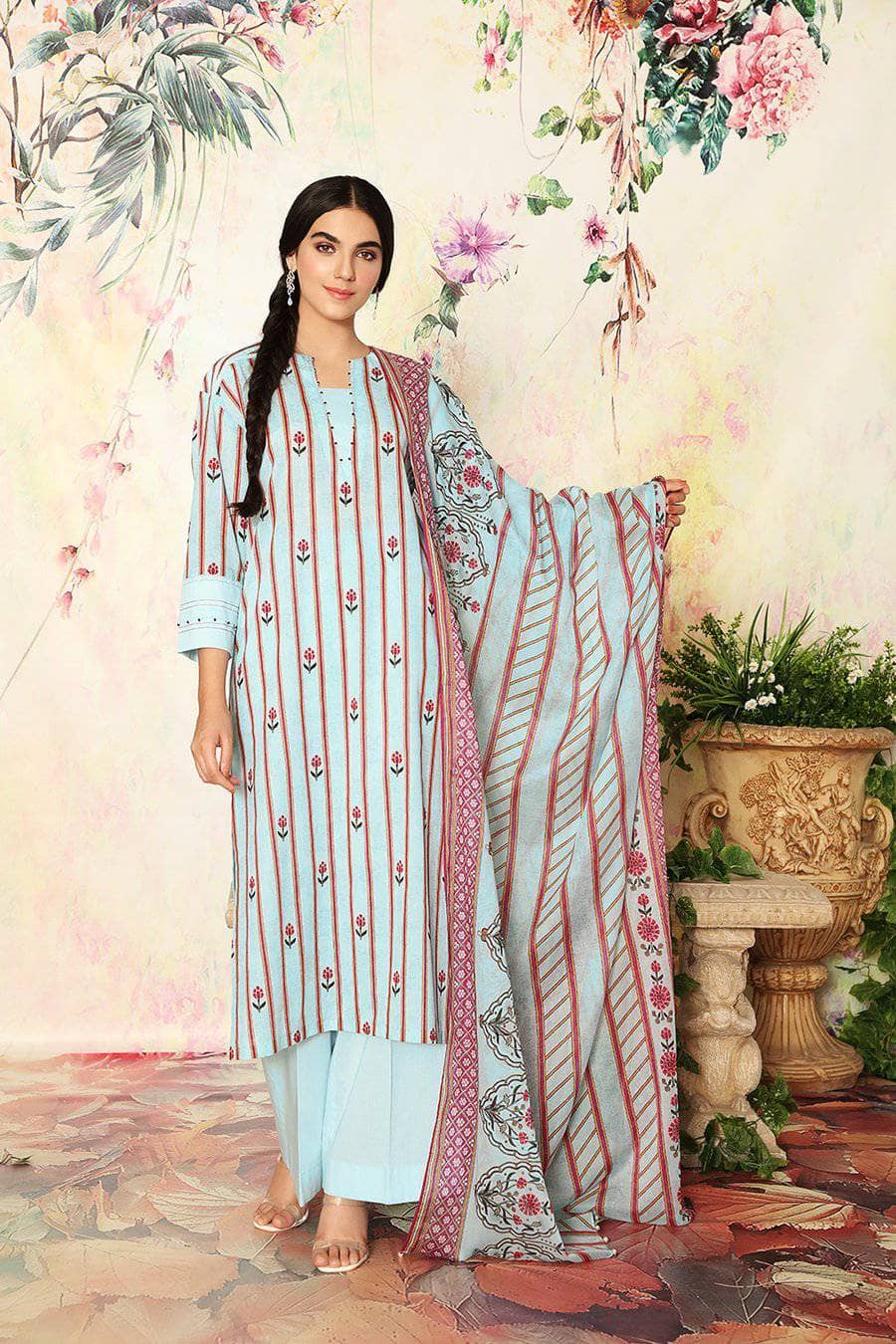 img_nishat_lawn_2021_awwal_boutique