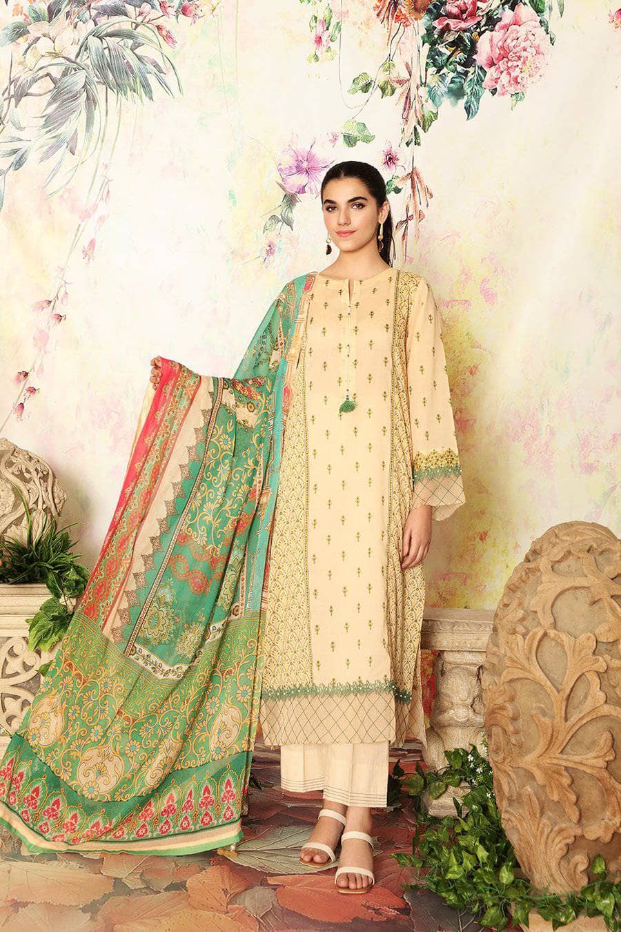 img_nishat_lawn_2021_awwal_boutique