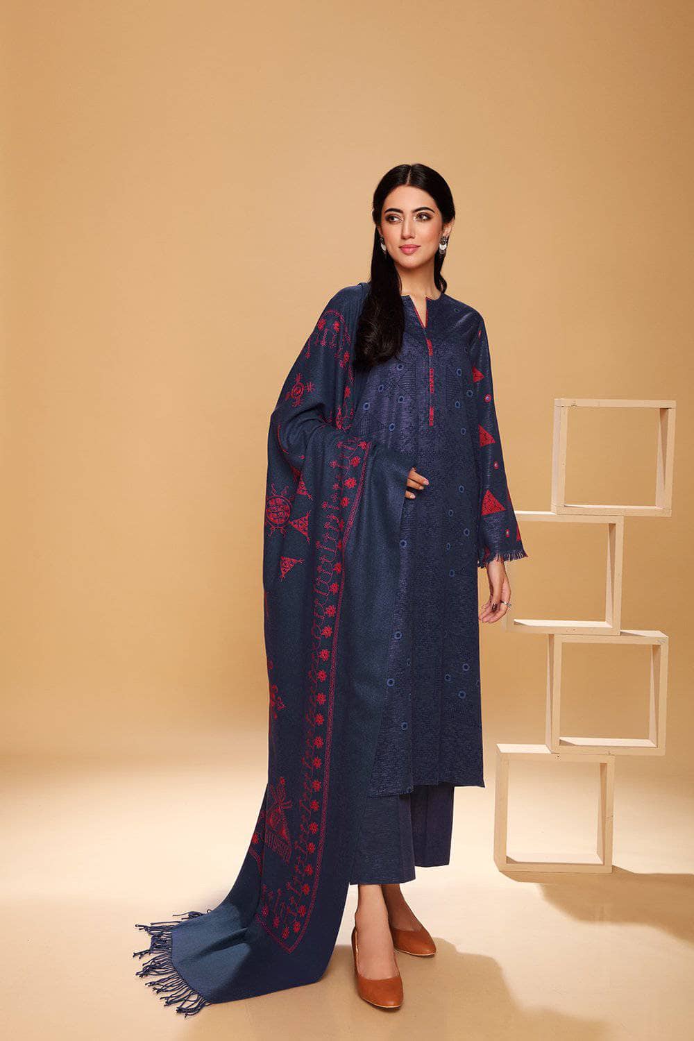 img_nishat_linen_winter_collection_awwal_boutique