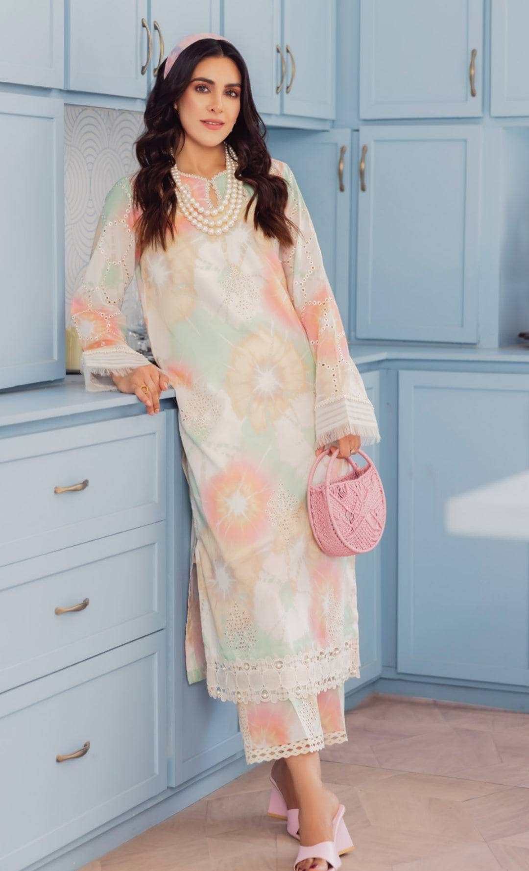 img_nureh_ballerina_chikankari_23_awwal_boutique