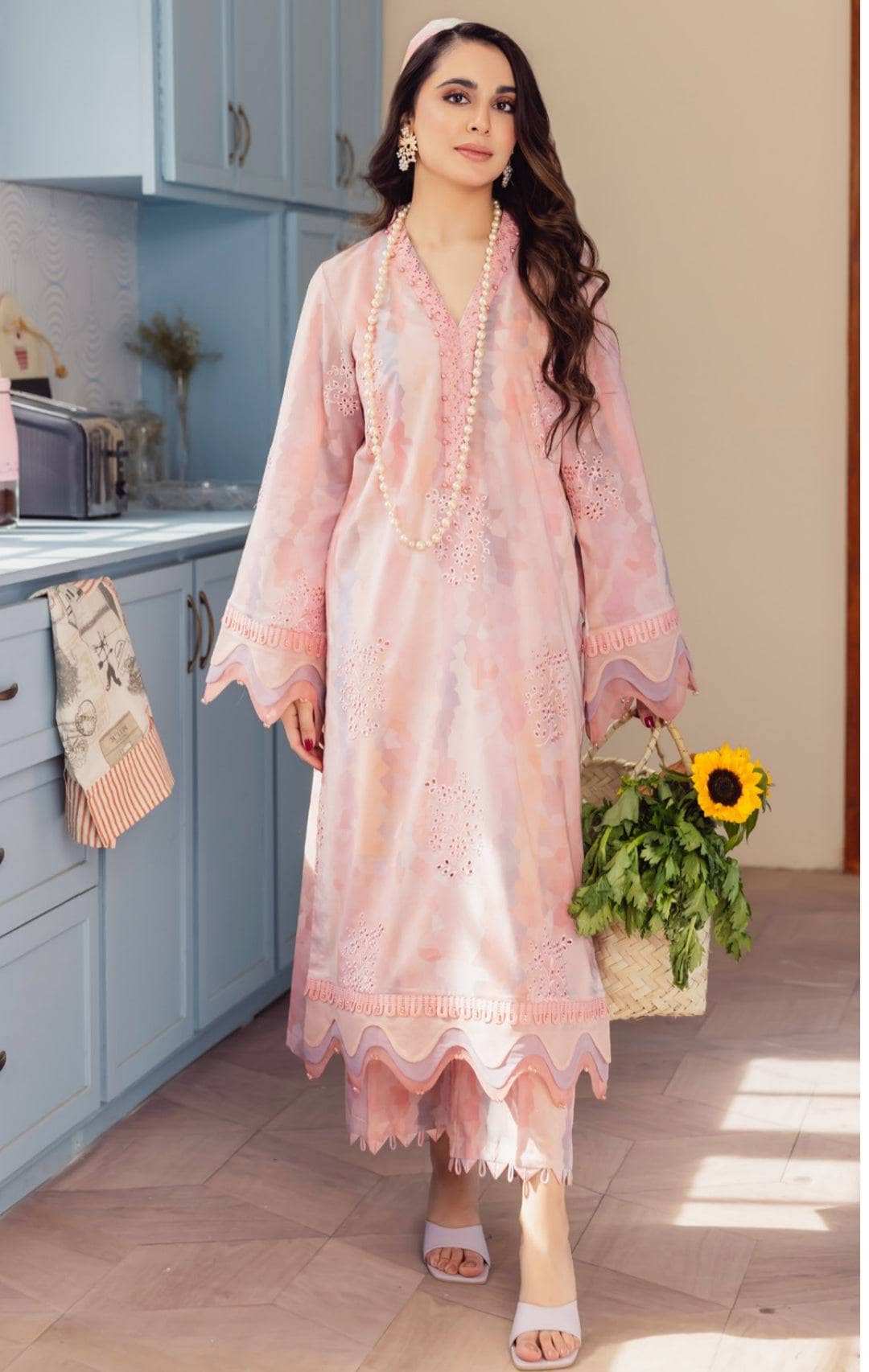img_nureh_ballerina_chikankari_23_awwal_boutique