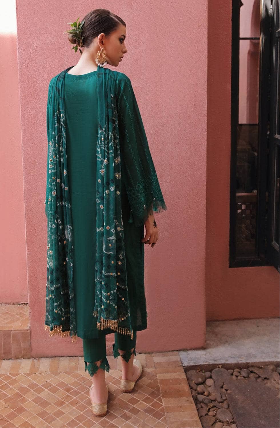 img_nureh_bazaar_lawn_awwal_boutique