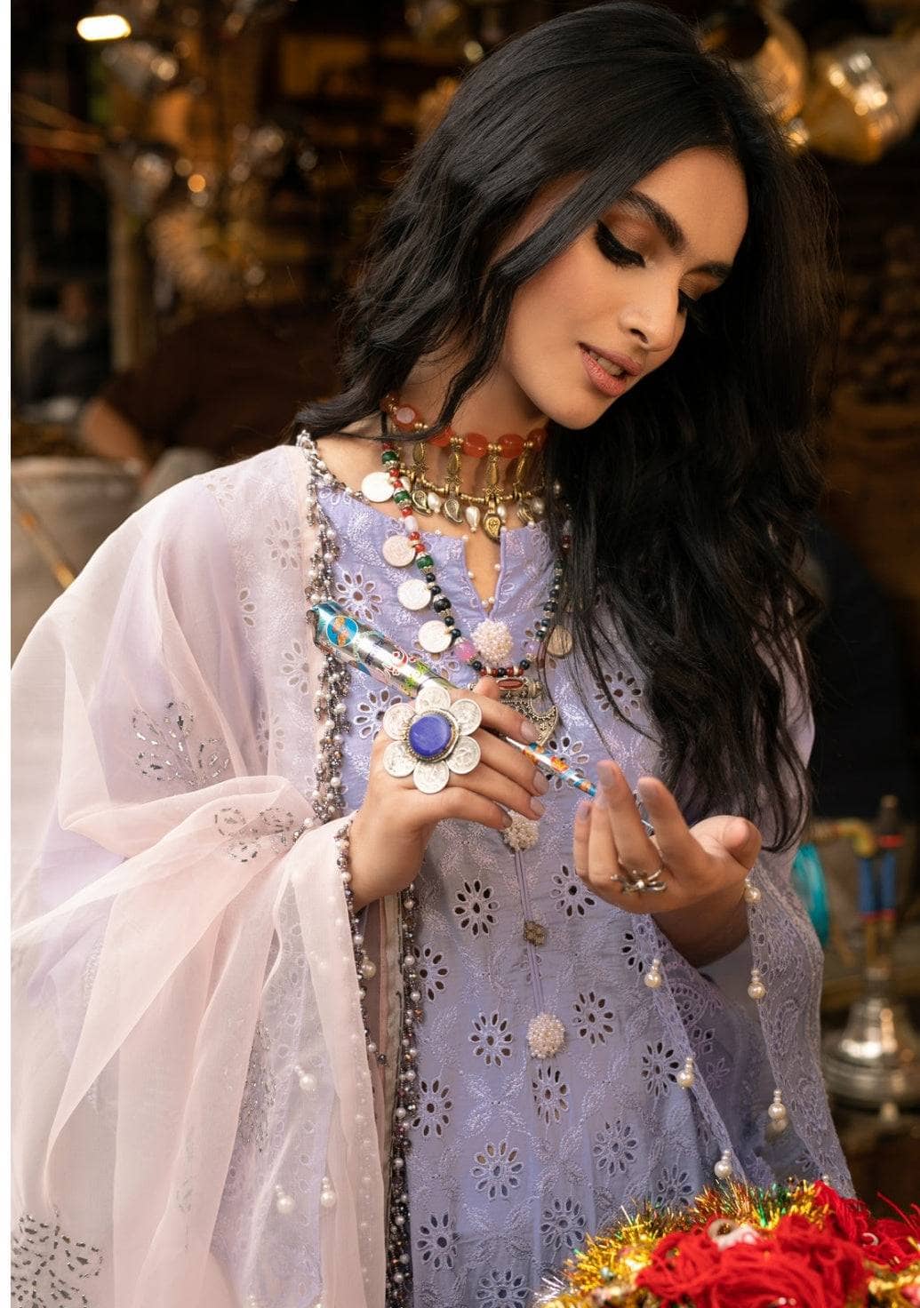 img_nureh_bazar_with_mukesh_dupatta_awwal_boutique