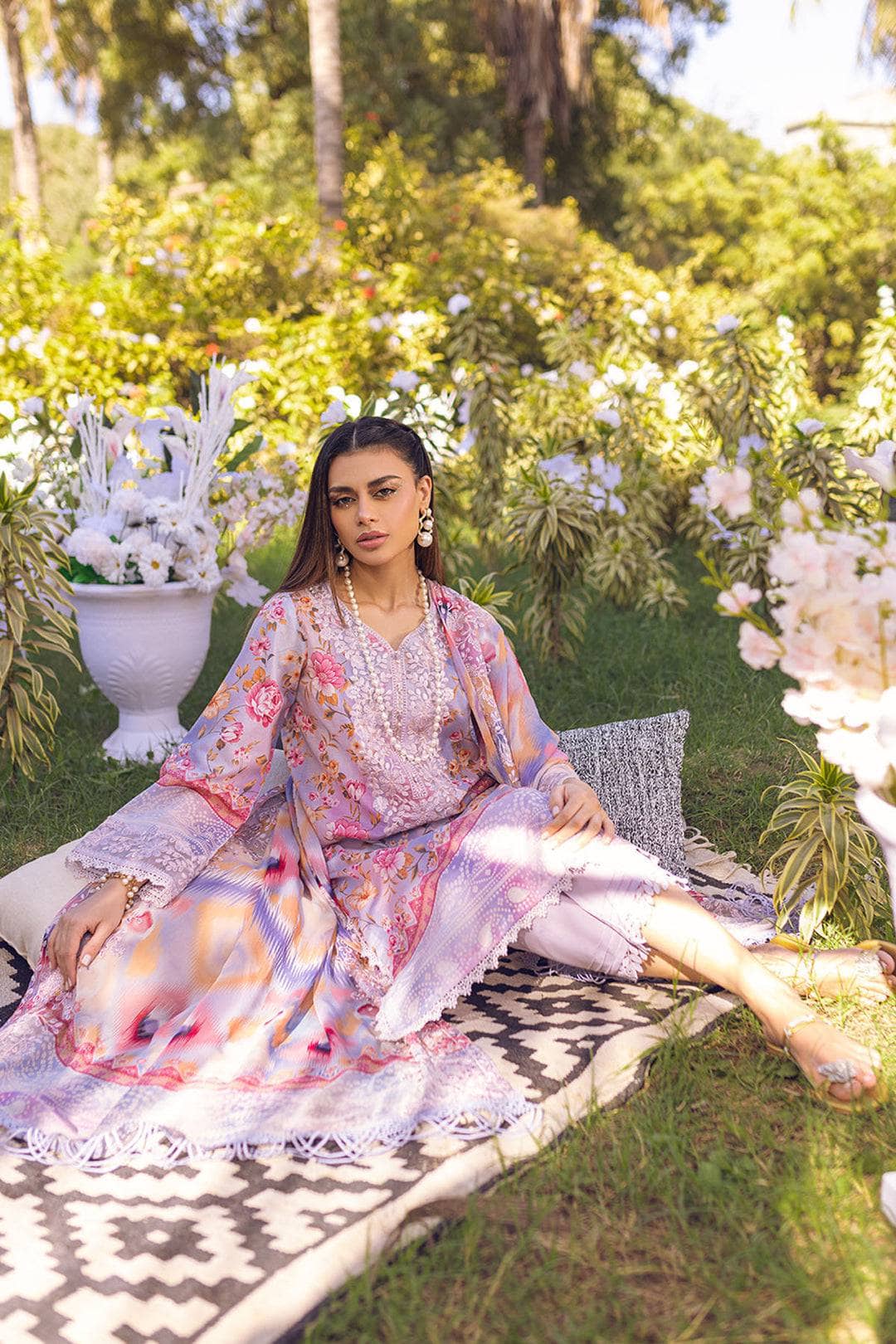 img_nureh_gardenia_awwal_boutique