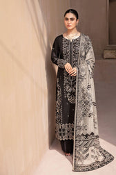 img_Nureh_koyal_monochrome_awwal_boutique