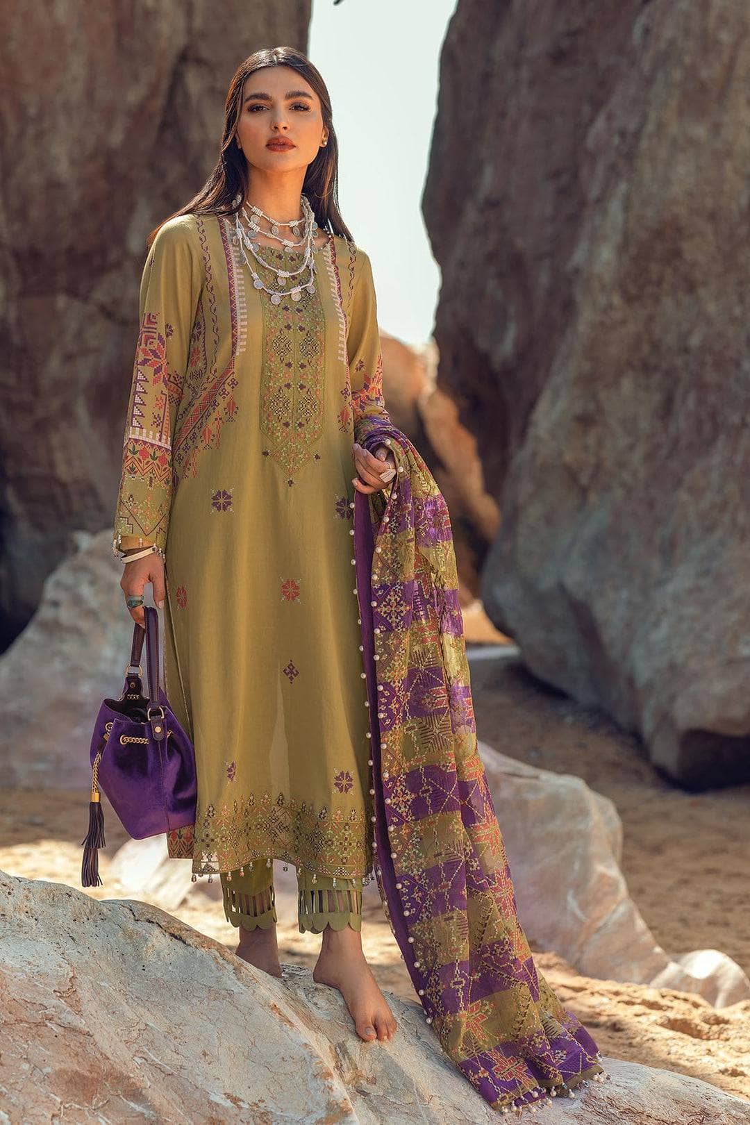 img_nureh_maya_swiss_voil_awwal_boutique