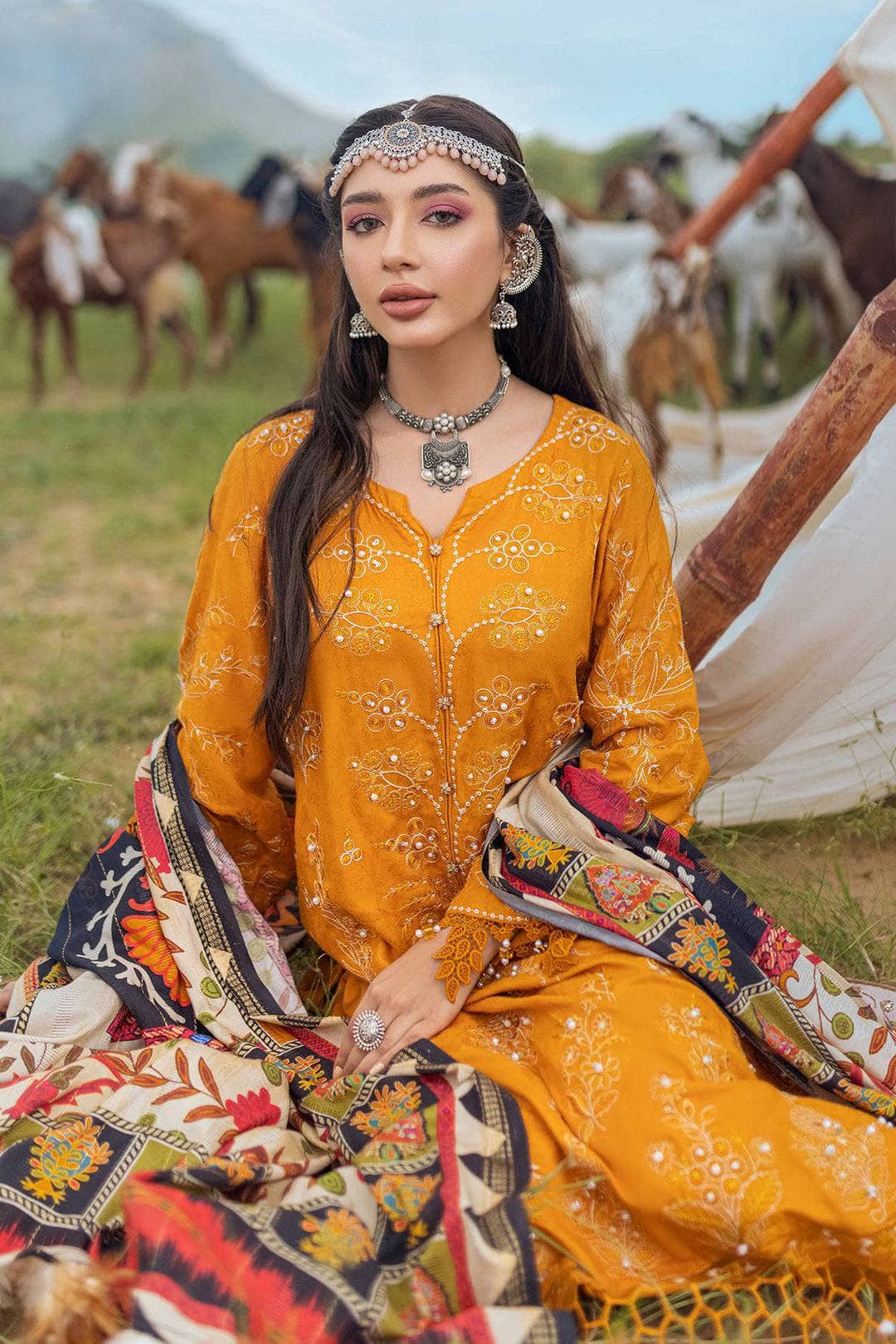 img_nureh_heerni_linen_awwal_boutique