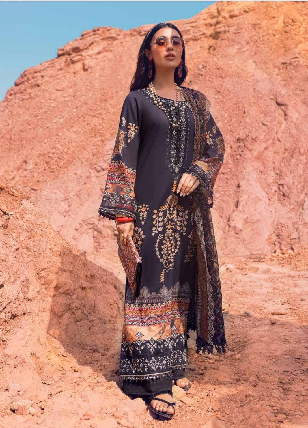 img_nureh_maya_lawn_22_awwal_boutique