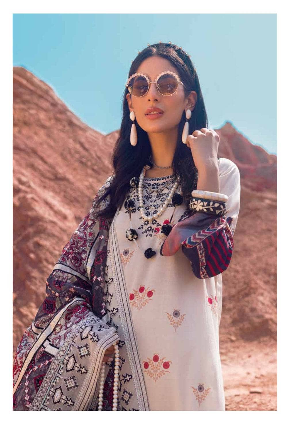 img_nureh_maya_lawn_22_awwal_boutique