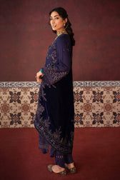 img_leather_peach_embroidered_shirt_velvet_shawl_awwal_boutique