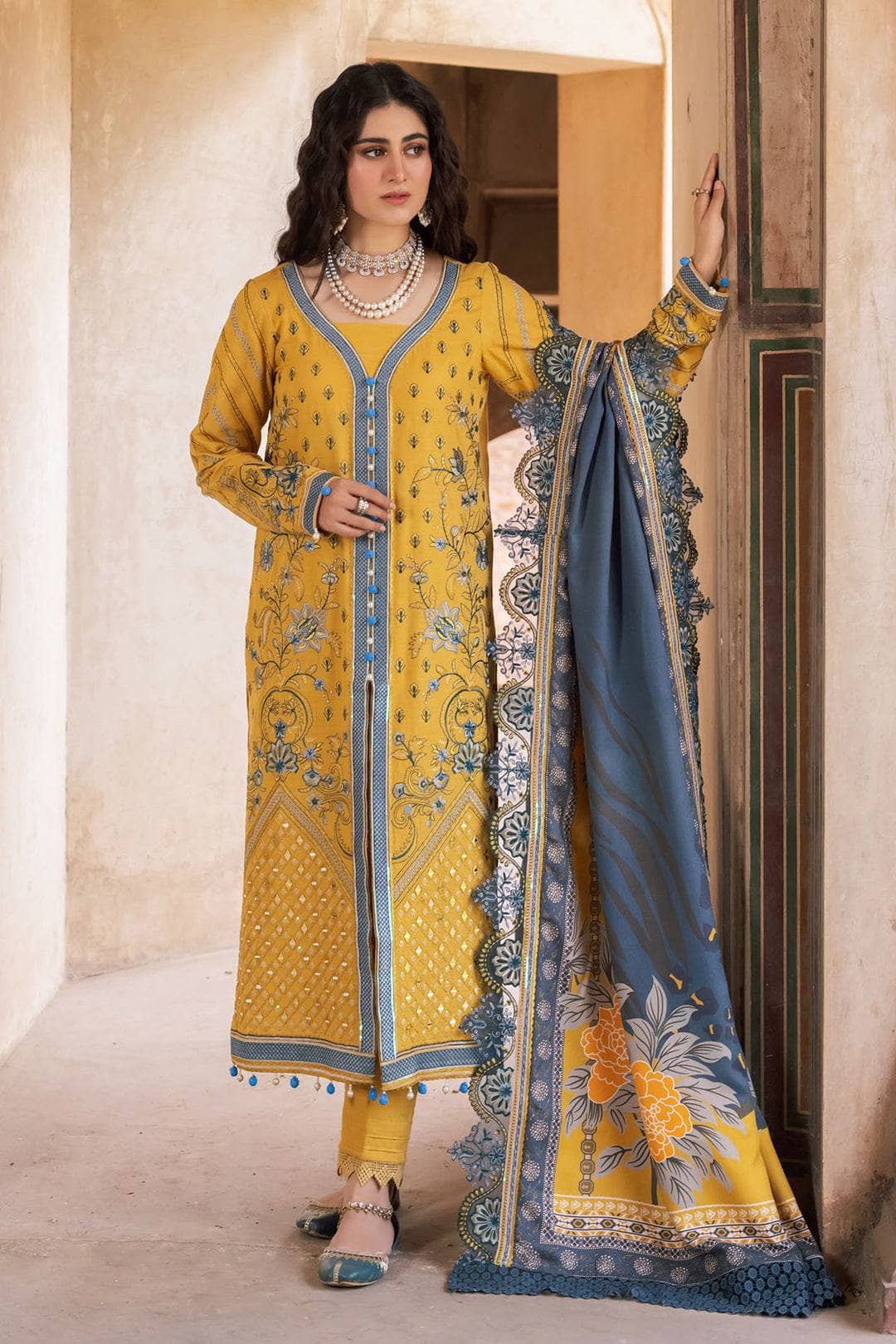 img_nureh_maya_khaddar_awwal_boutique