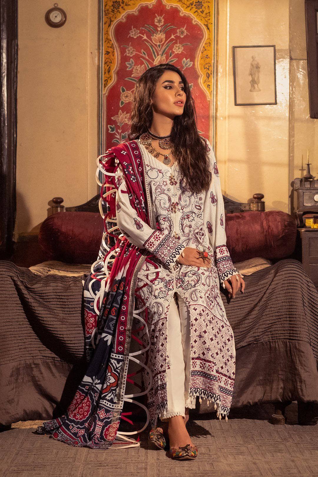 img_nureh_maya_linen_awwal_boutique