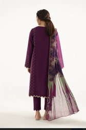 img_sapphire_intermix_awwal_boutique