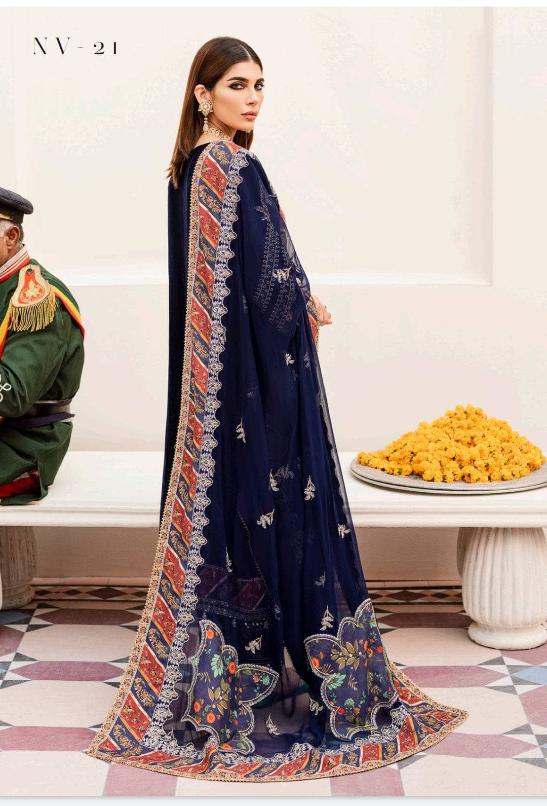 img_nureh_velvet_awwal_boutique