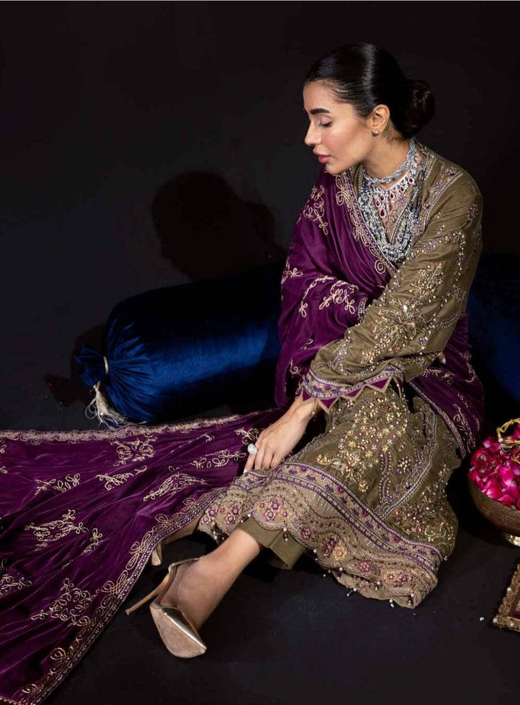 img_nureh_velvet_awwal_boutique