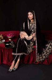 img_nureh_velvet_awwal_boutique