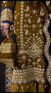 img_nureh_maya_velvet_awwal_boutique