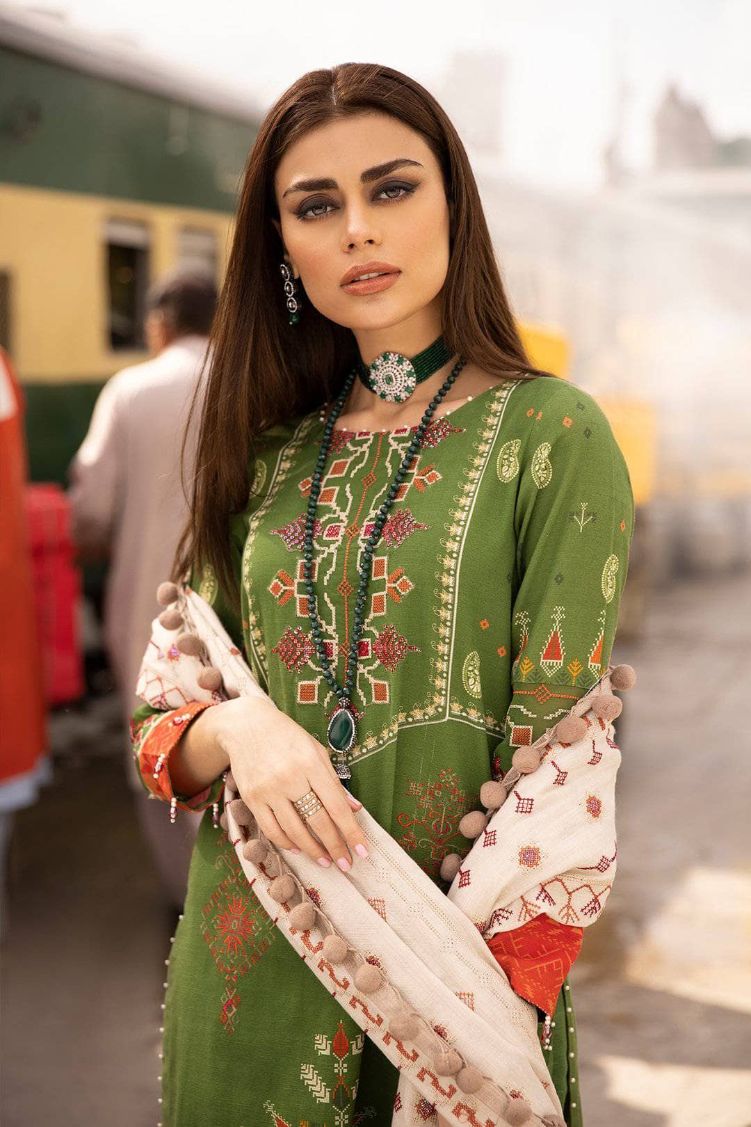 img_nureh_maya_khaddar_vol_2_awwal_boutique