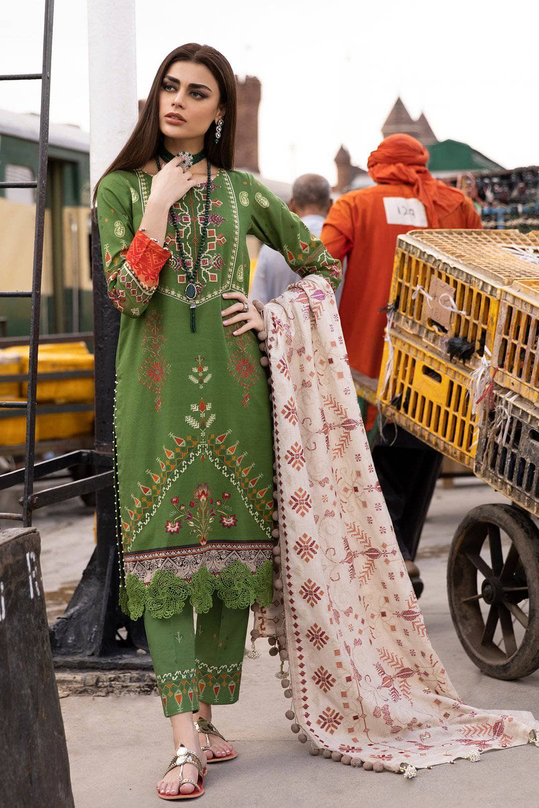 img_nureh_maya_khaddar_vol_2_awwal_boutique