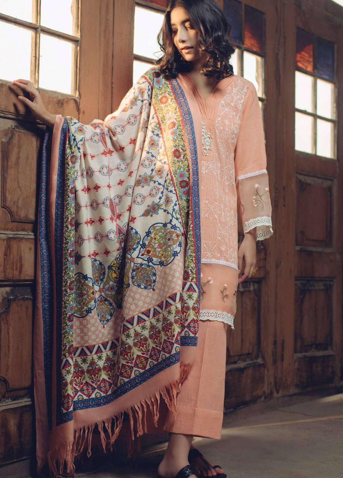 img_qalamkar_angan_winter_collection_awwal_boutique_awwal_boutique