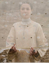 img_qalmakar_luxury_lawn_22_awwal_boutique