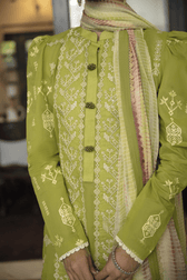 img_q_line_by_qalamkar_luxury_lawn_2021_awwal_boutique