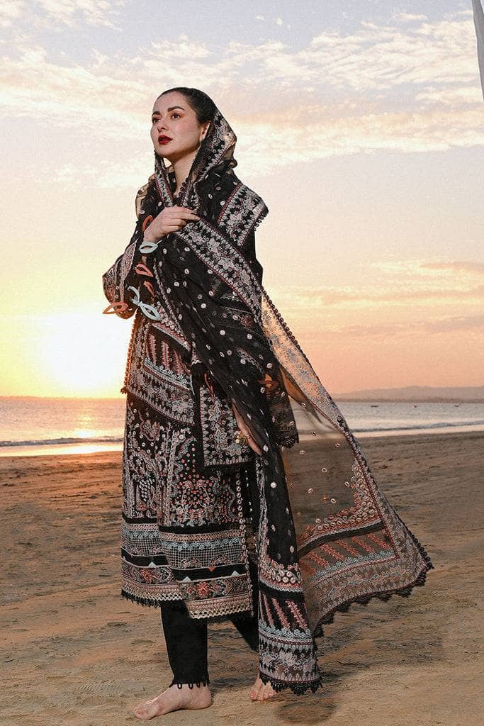 img_qalamkar_luxury_sahil_lawn_23_awwal_boutique