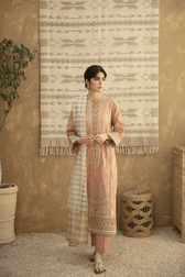 img_q_line_by_qalamkar_luxury_lawn_2021_awwal_boutique
