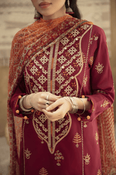img_q_line_by_qalamkar_luxury_lawn_2021_awwal_boutique