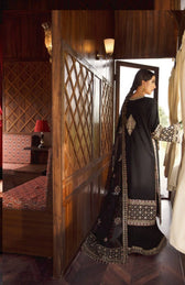 img_qalamkar_luxury_lawn_2021_awwal_boutique